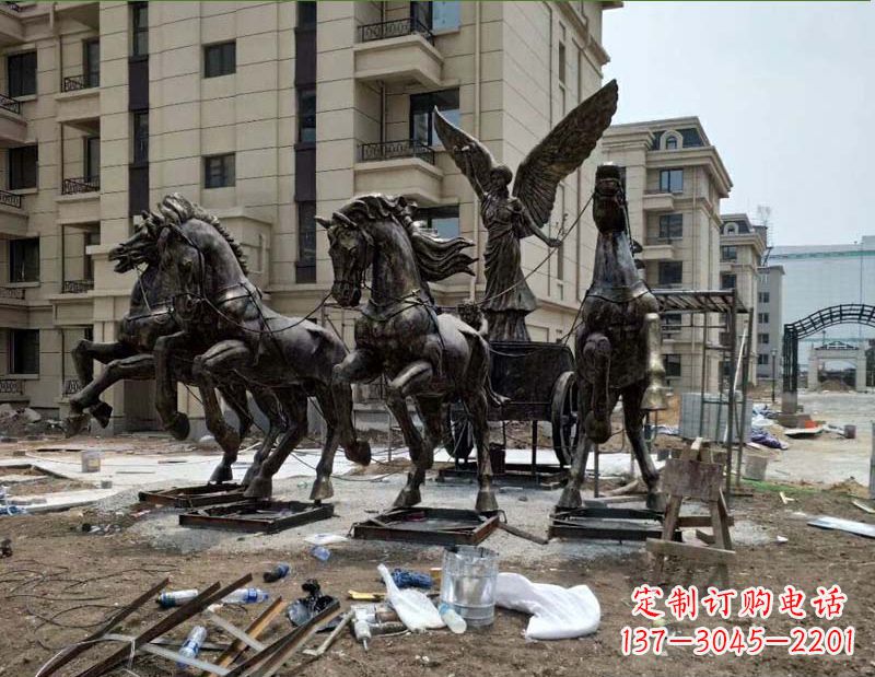 辽阳阿波罗战车小区景观铜雕