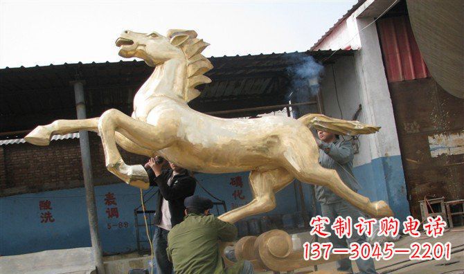 辽阳奔马铸铜马铜雕
