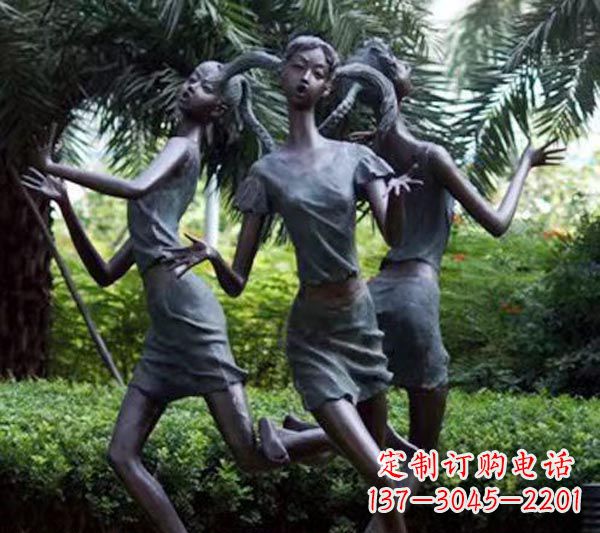 辽阳编花篮的女孩人物铜雕