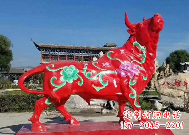 辽阳玻璃钢彩绘八方红牛雕塑