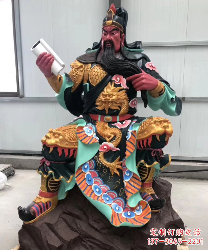 辽阳玻璃钢彩绘关公雕像艺术之美