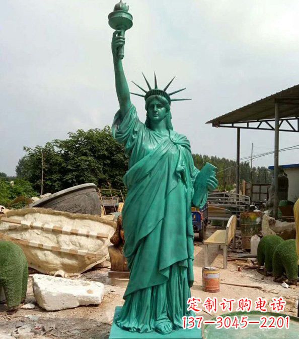 辽阳玻璃钢仿青铜自由女神像的雕塑