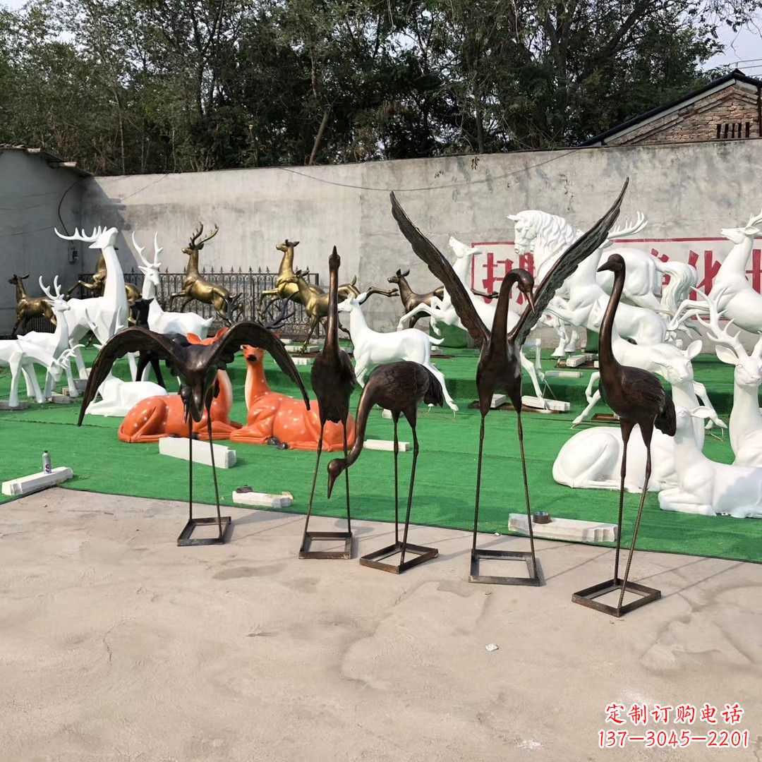 辽阳仙鹤玻璃钢雕塑精致美丽的艺术品