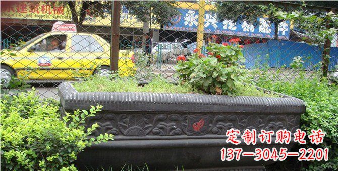 辽阳玻璃钢仿铜花盆景观雕塑