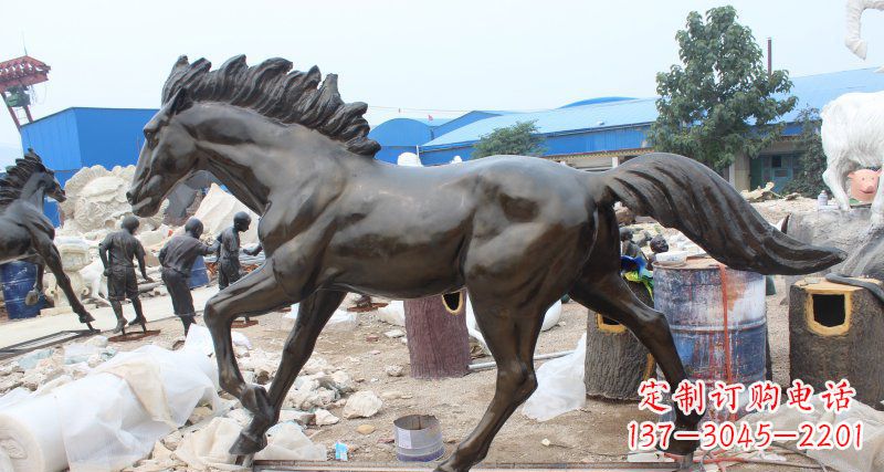 辽阳玻璃钢仿铜马广场动物雕塑精美雕塑装点繁华城市