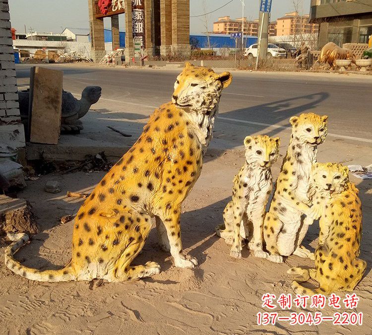 辽阳玻璃钢仿真豹子雕塑
