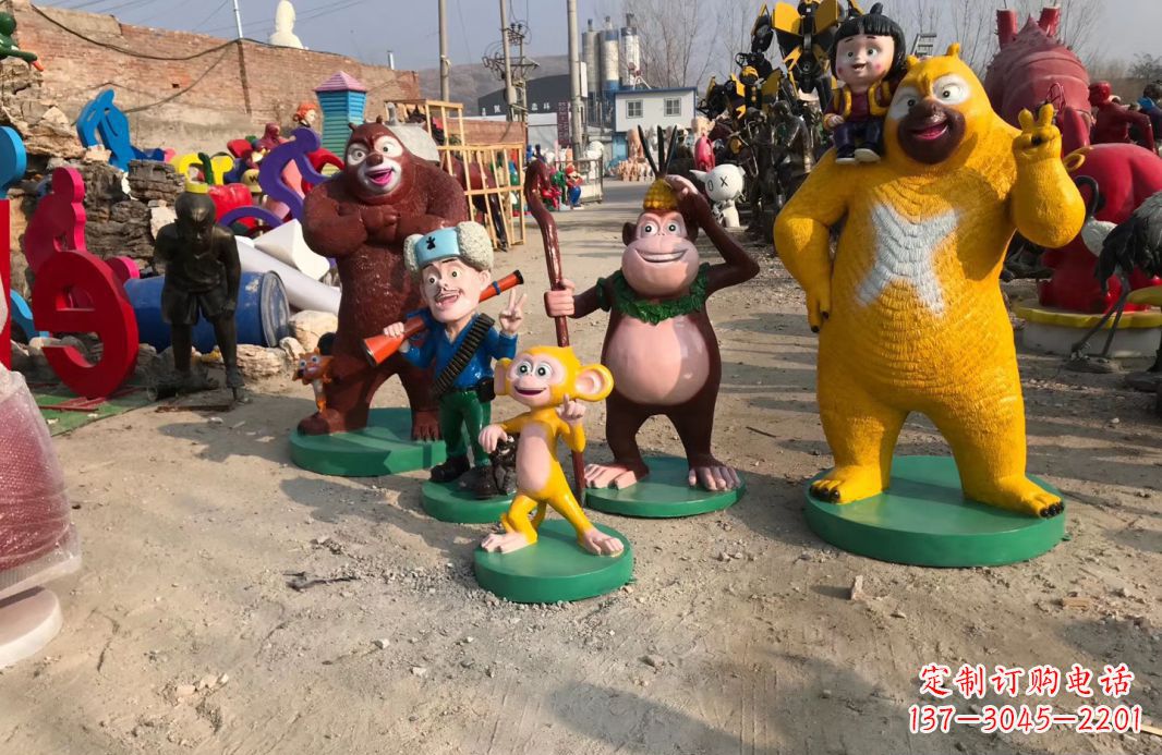 辽阳玻璃钢仿真熊二雕塑一种可爱的艺术品