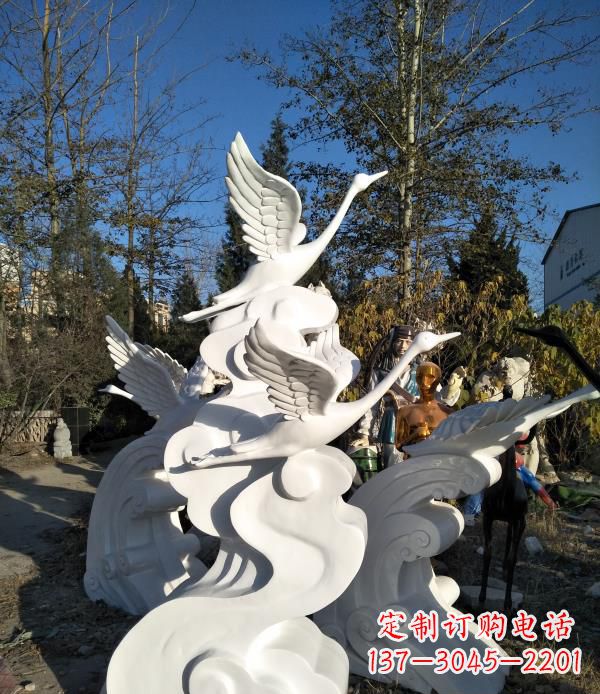 辽阳玻璃钢天鹅雕塑