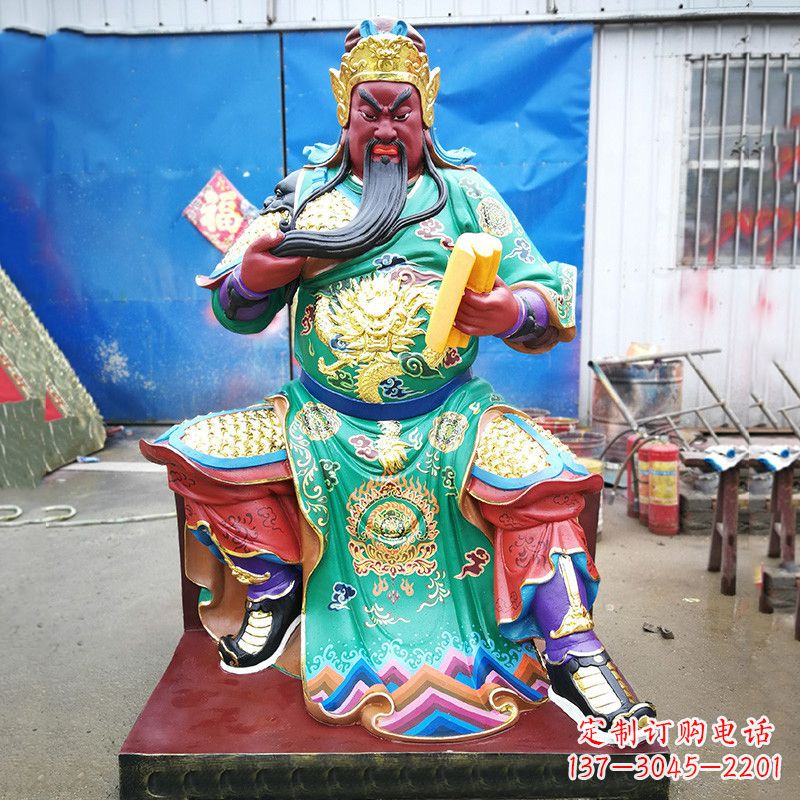 辽阳关圣雕塑玻璃钢彩绘之美
