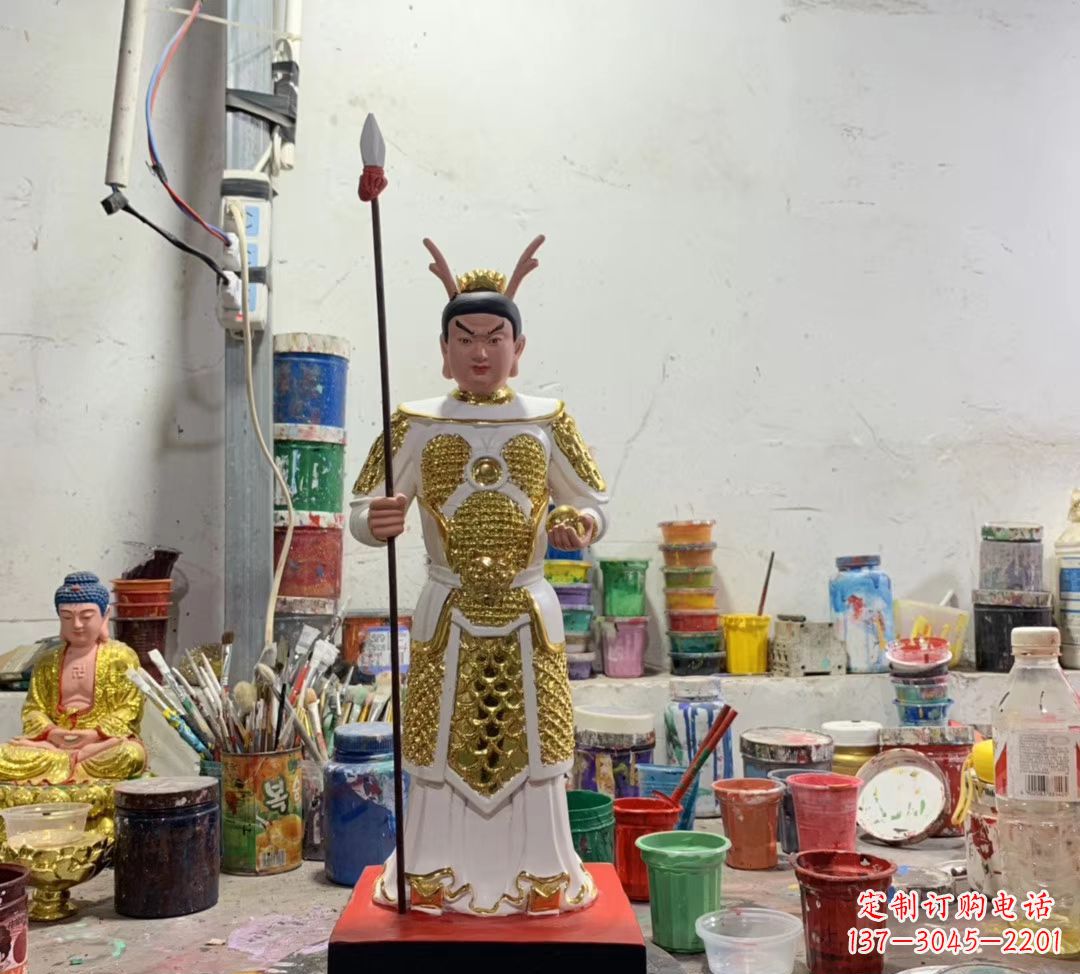 辽阳玻璃钢龙王三太子雕塑传承传统文化的艺术瑰宝