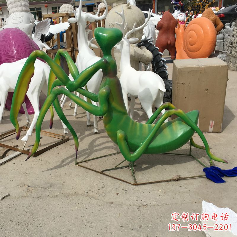 辽阳玻璃钢螳螂——把自然之美带入室内