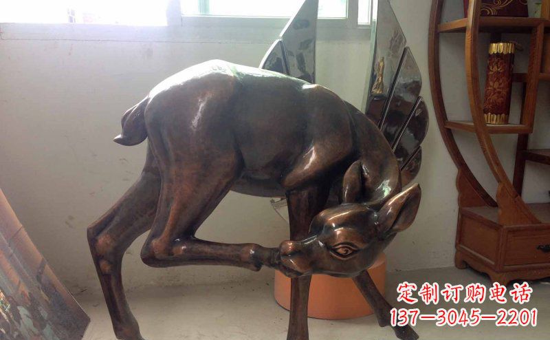 辽阳玻璃钢小鹿仿铜动物雕塑