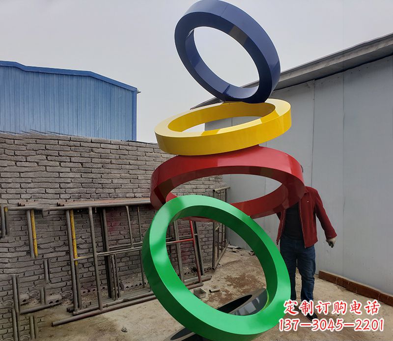 辽阳璀璨缤纷的不锈钢圆环雕塑