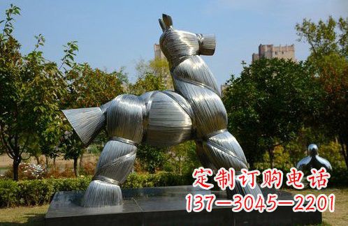 辽阳不锈钢草扎马雕塑艺术精彩绽放