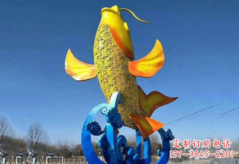 辽阳不锈钢鲤鱼雕塑——城市的一道风景线