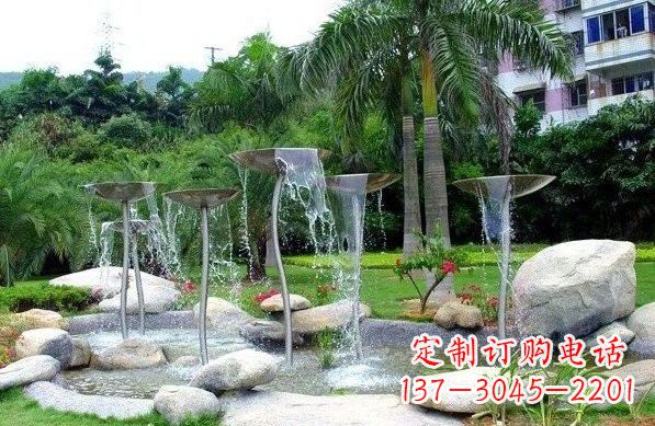 辽阳不锈钢抽象花朵喷泉雕塑