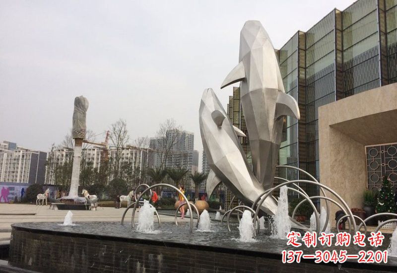 辽阳海豚雕塑——从不锈钢抽象块面到精美的艺术品