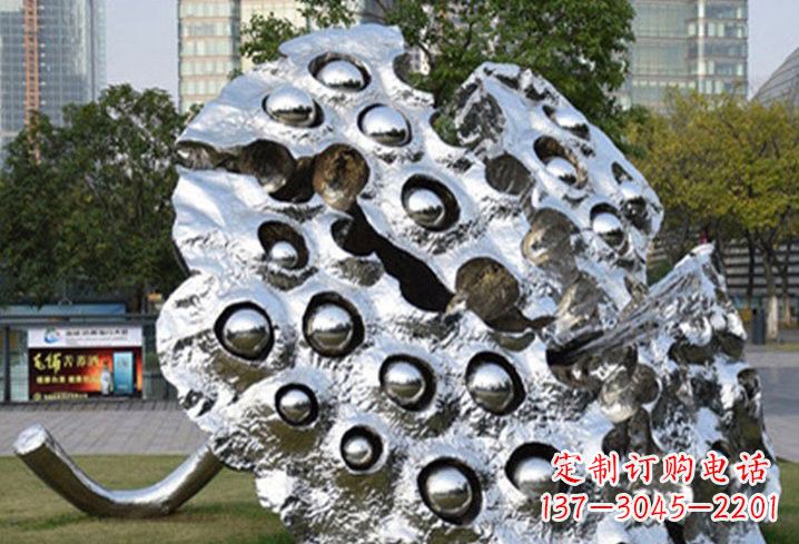 辽阳不锈钢莲蓬雕塑以美观与耐久性著称