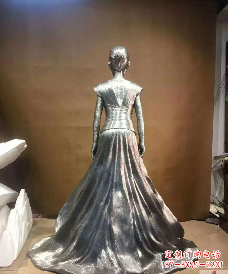 辽阳不锈钢抽象女人身影雕塑