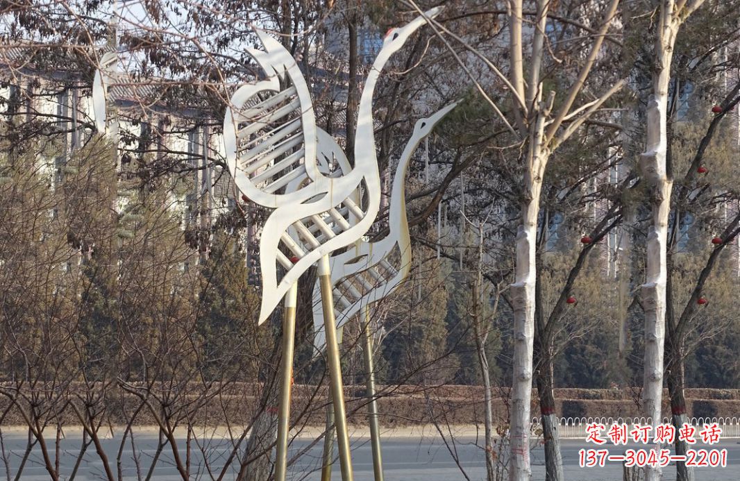 辽阳不锈钢抽象仙鹤雕塑 (2)