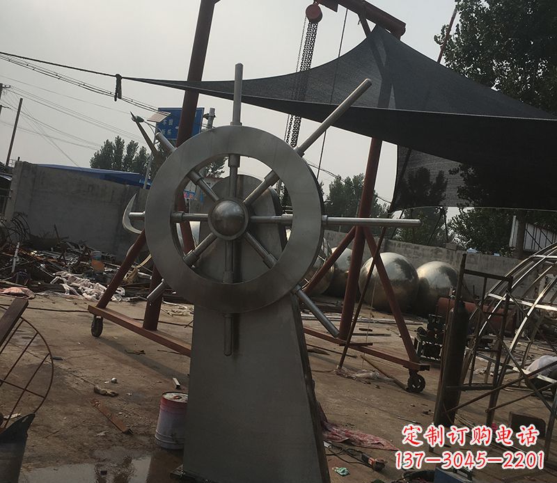 辽阳该雕塑。