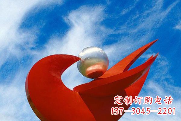 辽阳“和平鸽”用不锈钢大型雕塑抒发爱与和平
