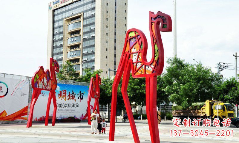 辽阳不锈钢大型抽象骆驼雕塑