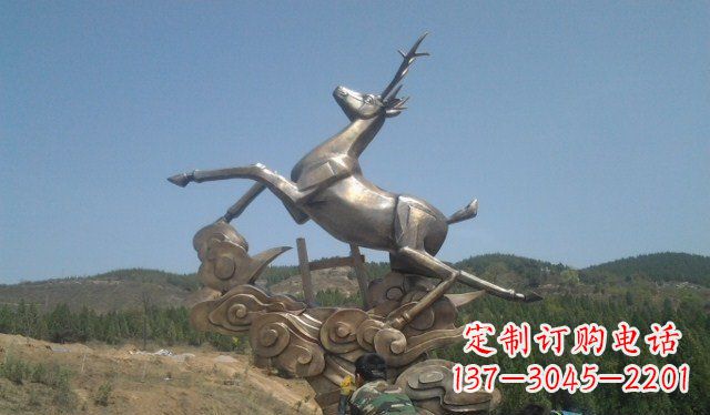 辽阳不锈钢动物雕塑——飞奔的鹿