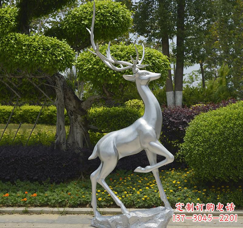 辽阳不锈钢动物艺术梅花鹿雕塑