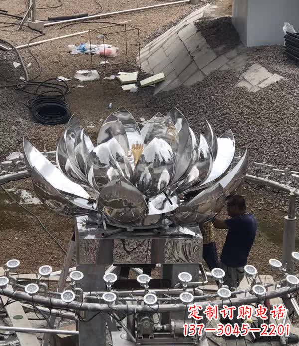 辽阳不锈钢荷花景观雕塑