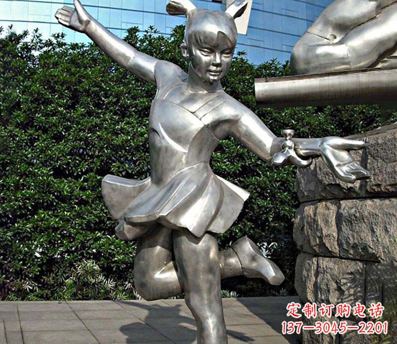 辽阳不锈钢儿童踢毽子雕塑传承传统文化