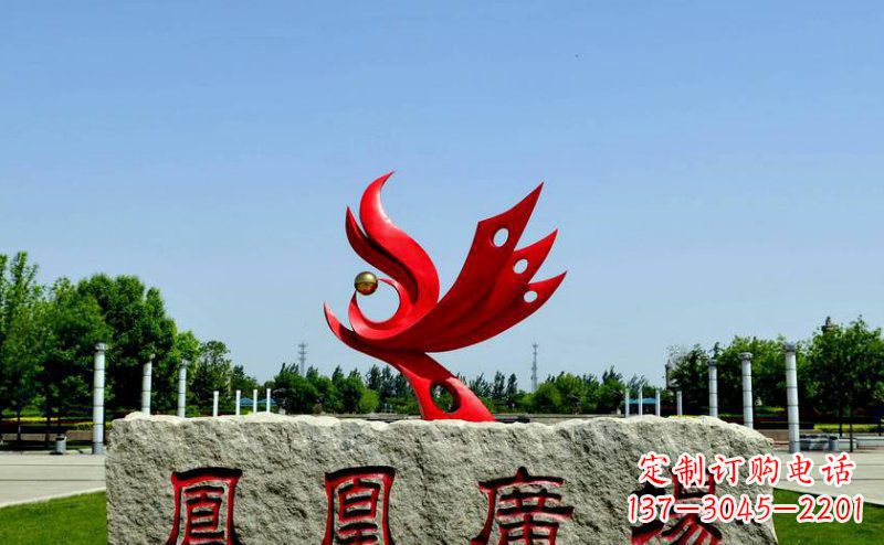 辽阳凤凰雕塑传承古典美感
