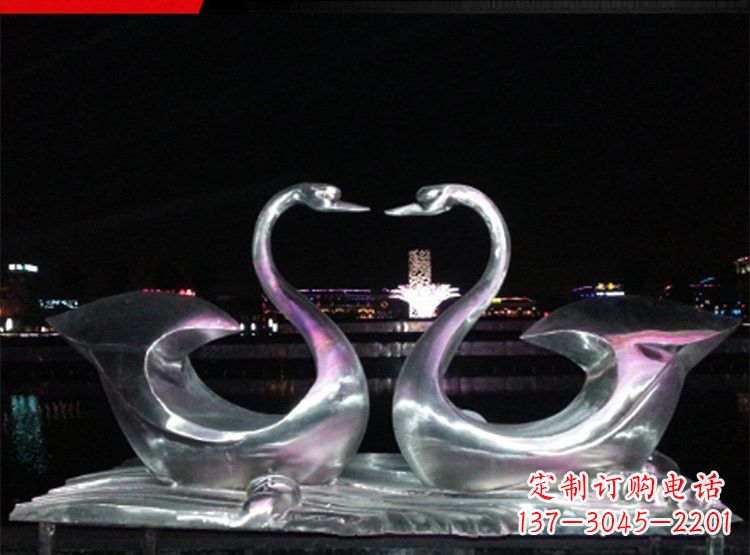 辽阳不锈钢天鹅雕塑美化公园