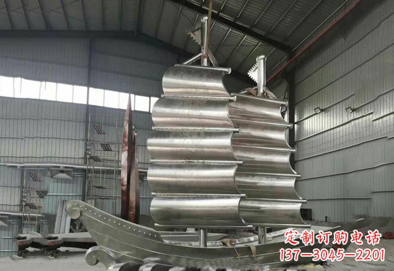 辽阳不锈钢公园帆船雕塑