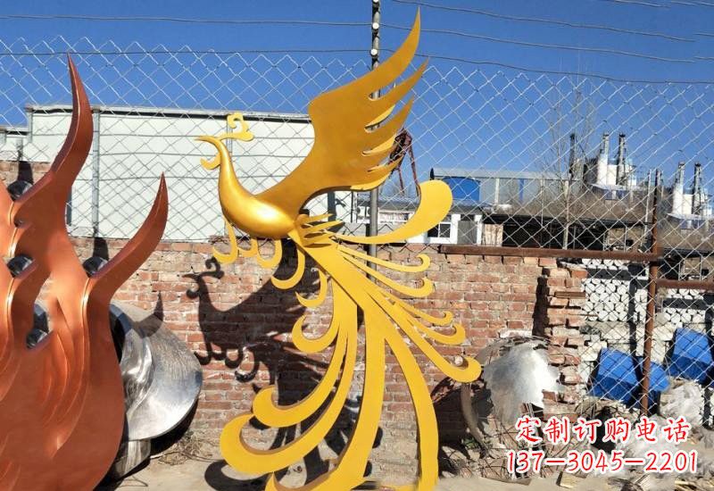 辽阳不锈钢凤凰雕塑——灿烂金色给予城市温暖