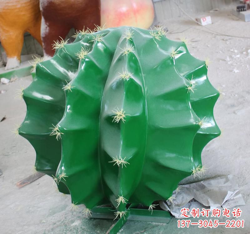 辽阳不锈钢仙人掌雕塑给公园景观增添灵动之美