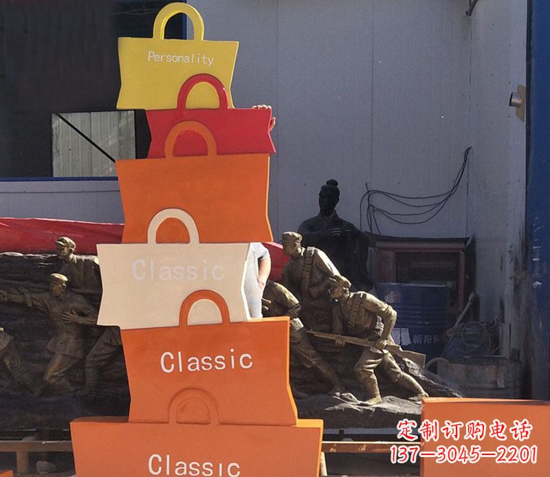辽阳不锈钢购物袋雕塑2
