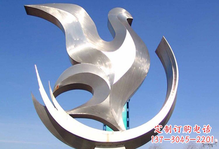 辽阳不锈钢鸽子雕塑美丽的象征