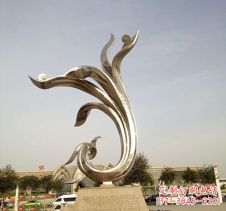 辽阳凤凰雕塑,让不锈钢广场更加精彩