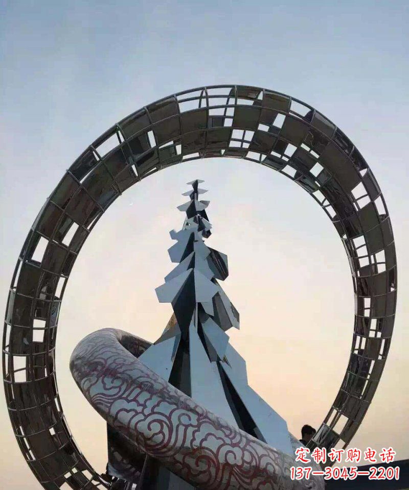 辽阳不锈钢广场抽象松树和祥云雕塑
