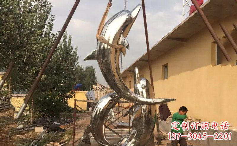 辽阳不锈钢海豚雕塑美丽而又神秘