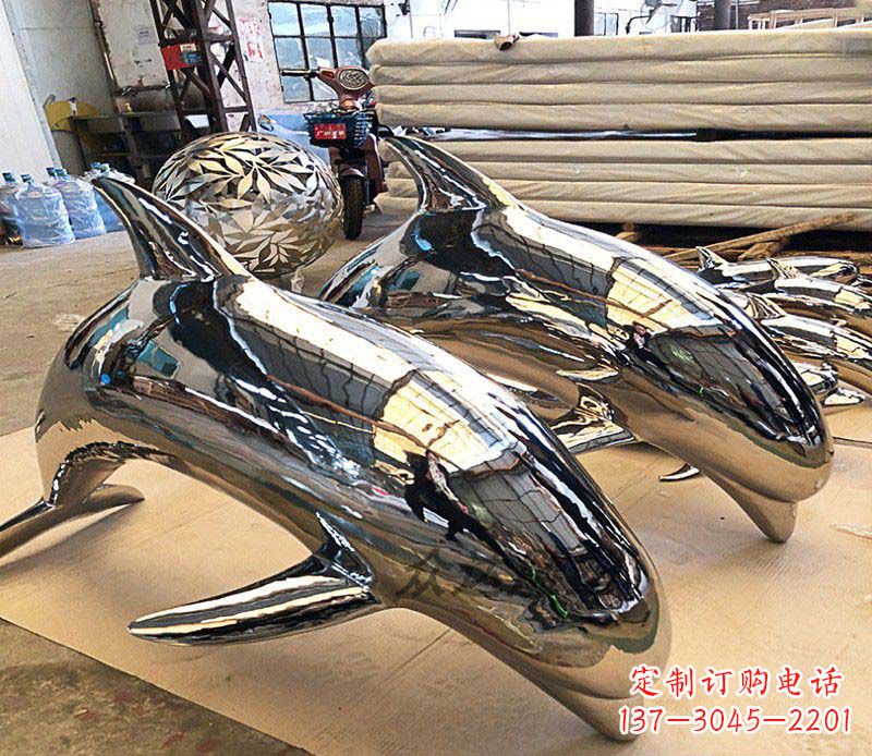 辽阳不锈钢海豚雕塑传承美丽的海洋文化