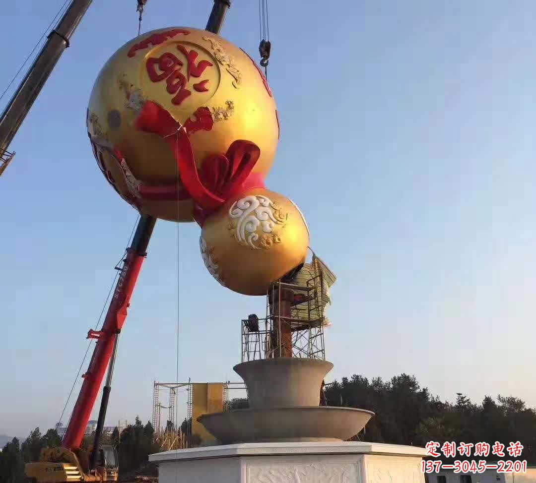辽阳不锈钢葫芦景观雕塑精美绝伦