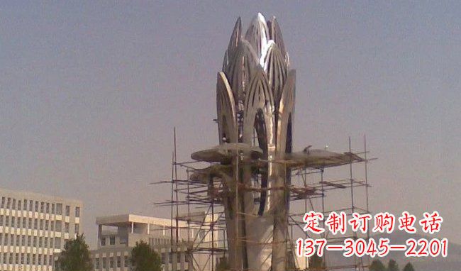 辽阳不锈钢花朵火炬雕塑