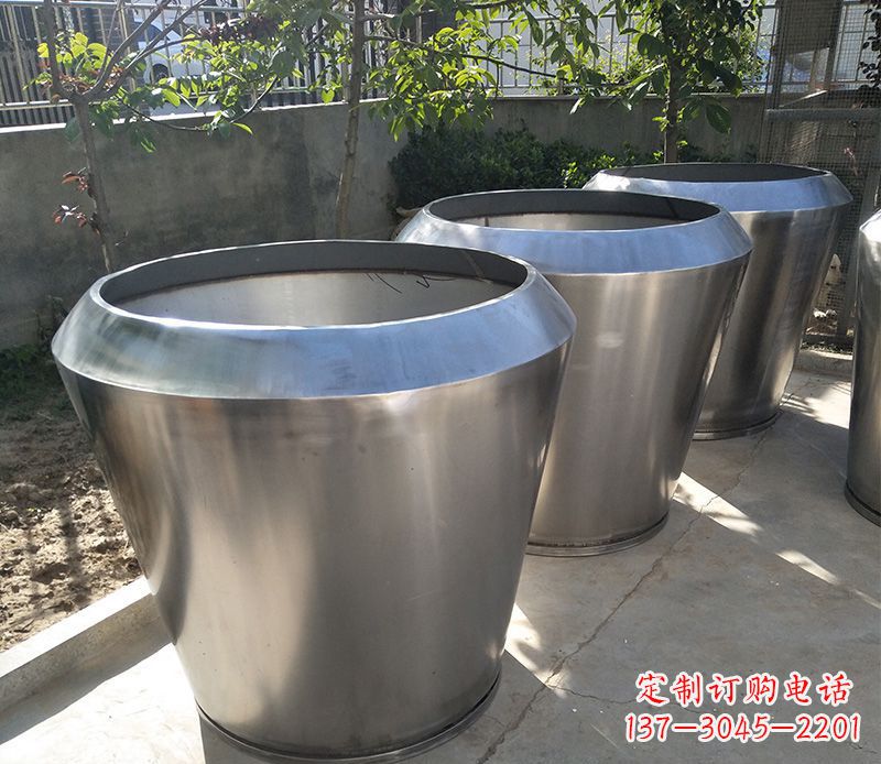 辽阳不锈钢花盆雕塑