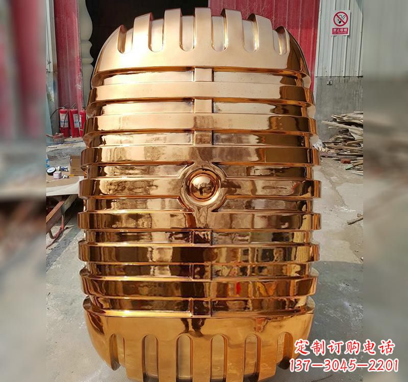 辽阳不锈钢话筒雕塑传承历史的象征