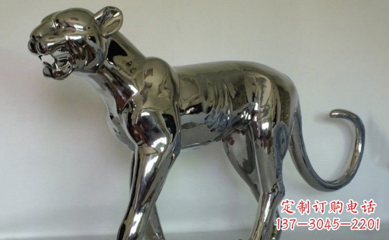 辽阳不锈钢金钱豹雕塑给人以高贵气质的艺术瑰宝
