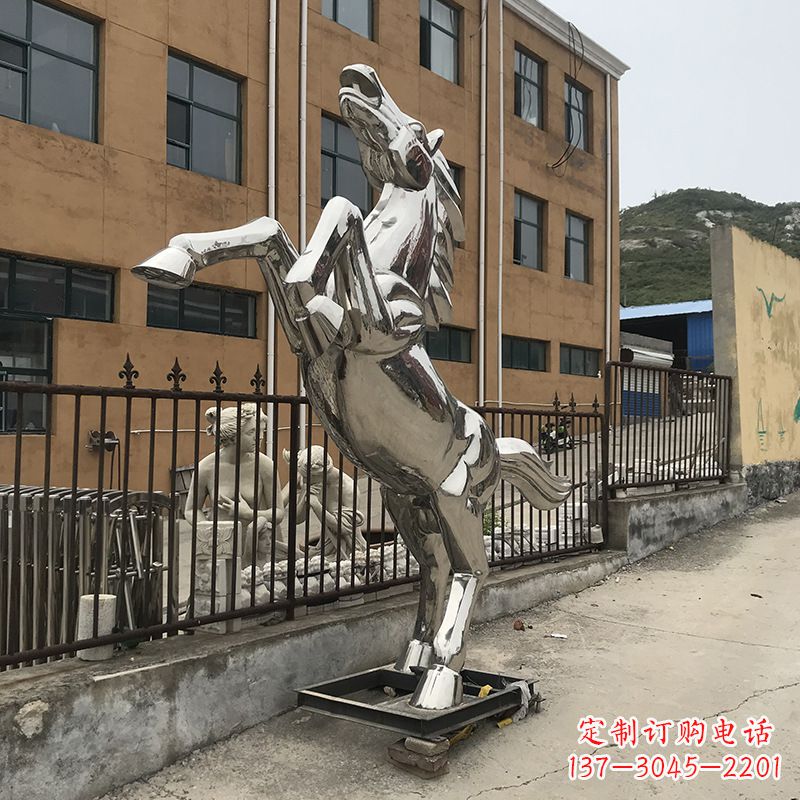辽阳不锈钢马雕塑精美绝伦