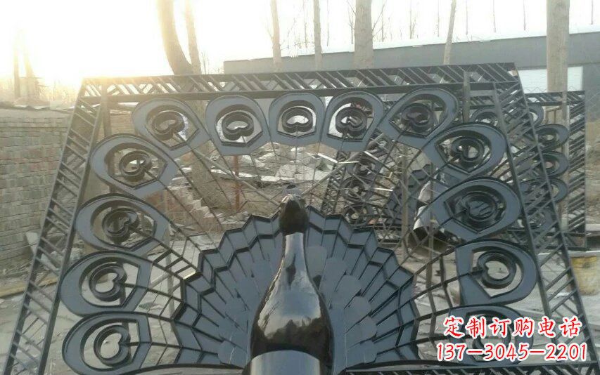 辽阳不锈钢孔雀开屏景观雕塑
