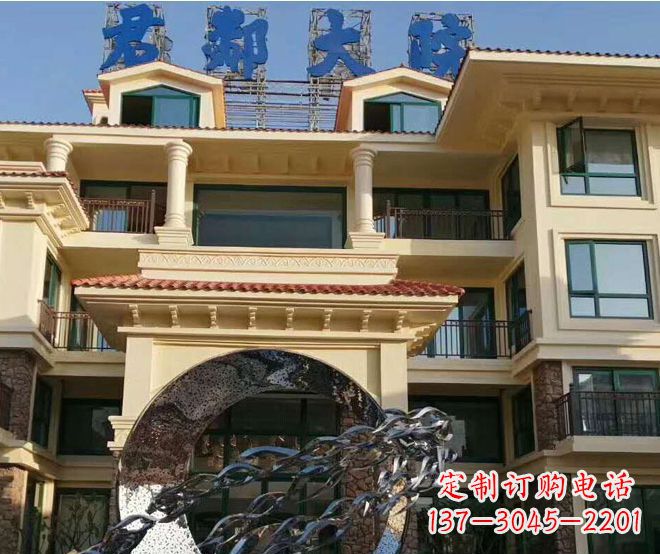 辽阳不锈钢鲤鱼跃龙门雕塑——传承中国传统文化